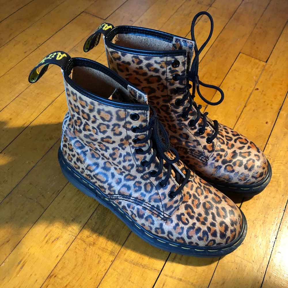 RARE 80’s Vintage Cheetah Print Dr. Martens